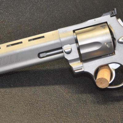 Taurus Raging bull 454 casull 8