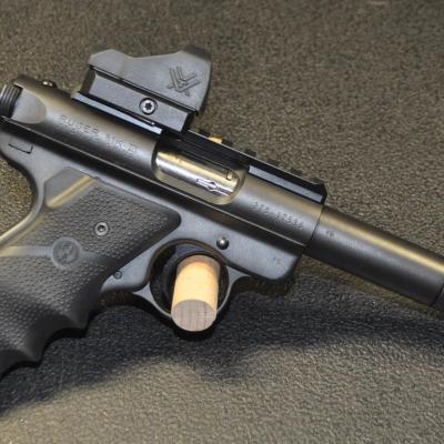 Ruger MK III + red dot viper